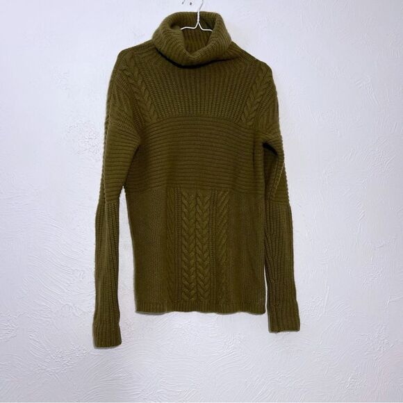 Banana Republic Todd & Duncan Scottish Cashmere Cable Knit Sweater Size XS Green - Picture 2 of 9